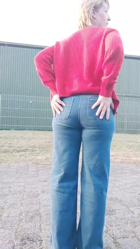 Stream BlueEye_Girl Live - 69 min | Mar 7, 2026 17:37