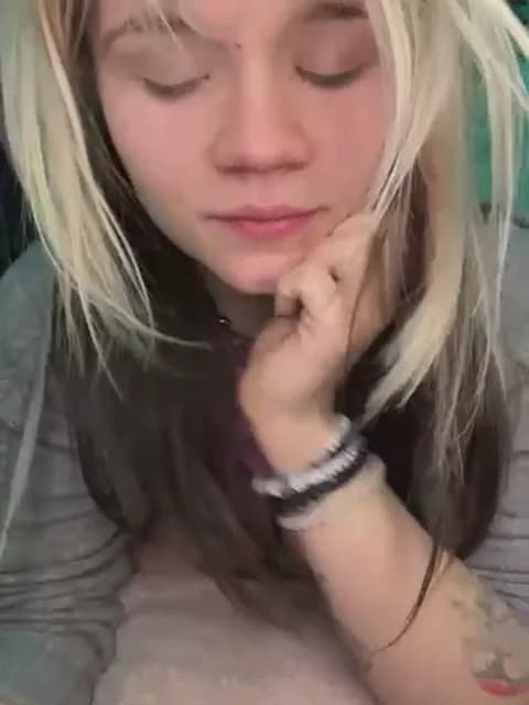 Stream Cutiepiespanks Live - 120 min | Mar 4, 2026 07:04