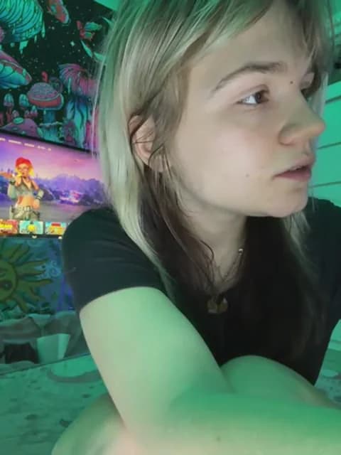 Stream Cutiepiespanks Live - 38 min | Mar 8, 2026 03:52