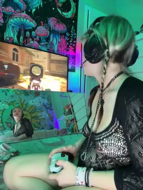 Stream Cutiepiespanks Live - 72 min | Mar 11, 2026 06:14