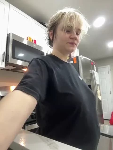 Stream Cutiepiespanks Live - 41 min | May 4, 2026 01:44