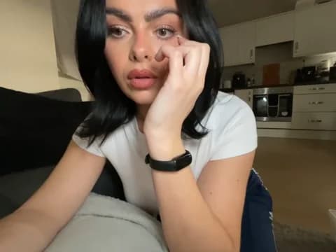 Stream FrancescaXO Live - 59 min | Apr 15, 2026 16:39