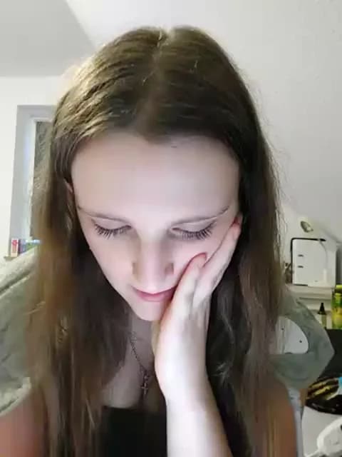 Stream HotAlice69 Live - 31 min | Jan 14, 2026 15:31