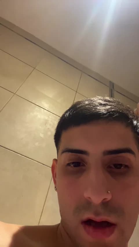 Stream Parejahott27 Live - 34 min | May 25, 2026 03:05