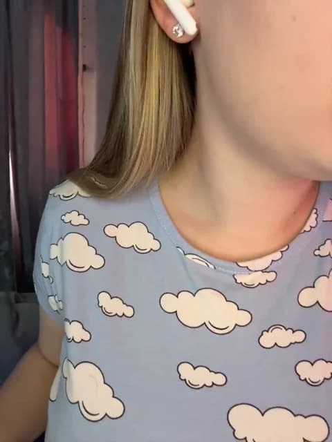 Stream Peach--Alice Live - 61 min | Feb 21, 2026 15:57