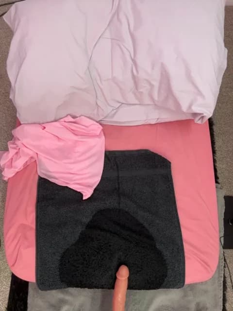 Stream Penny_Bubbles Live - 45 min | Apr 3, 2026 08:49