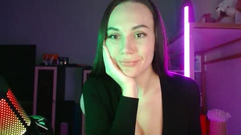 Stream QWEENII Live - 112 min | Feb 27, 2026 20:46