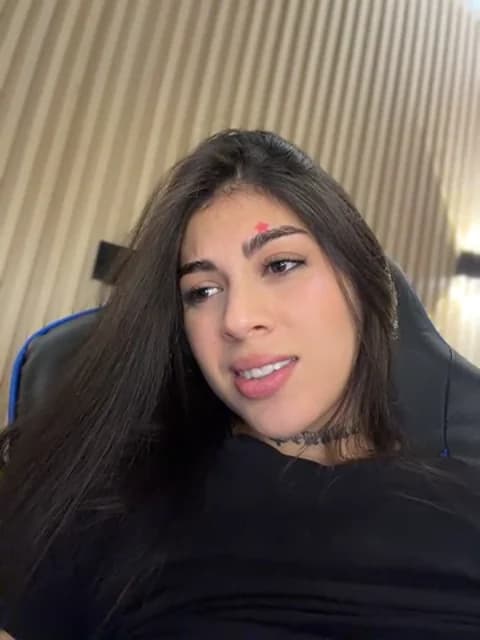 Stream Sarasanders_4 Live - 33 min | Apr 28, 2026 02:18