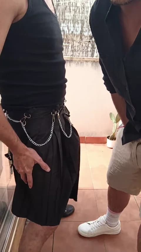 Stream Spanish_Couple2 Live - 49 min | Apr 14, 2026 09:37