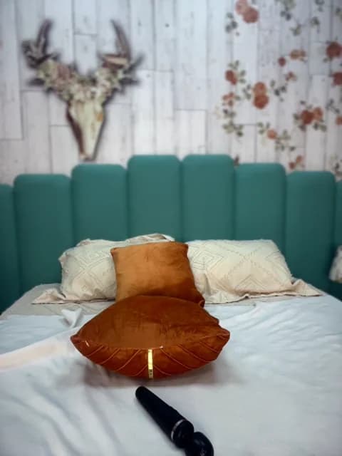 Stream TeaseDollXXX Live - 32 min | Apr 2, 2026 01:58