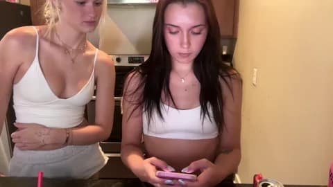 Stream alyydanielle Live - 31 min | Apr 30, 2026 21:42