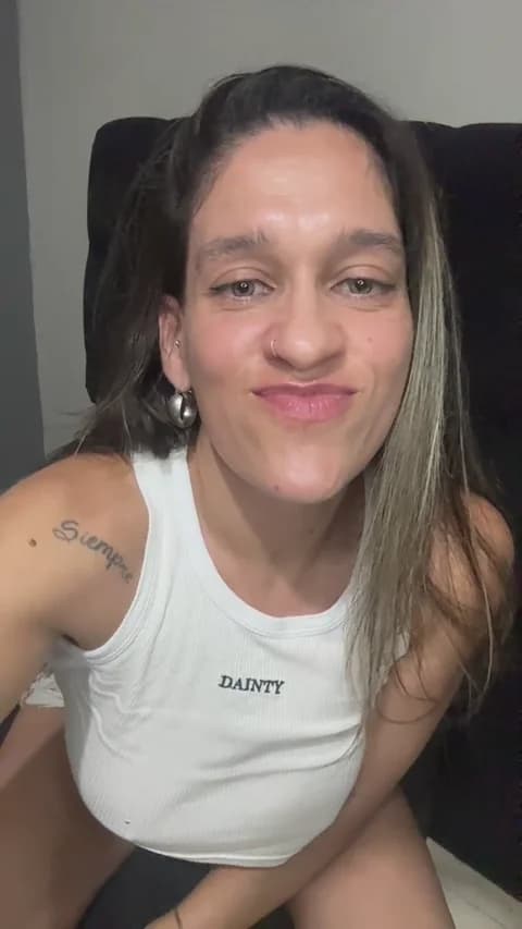 Stream barbiuhot Live - 35 min | May 7, 2026 02:58