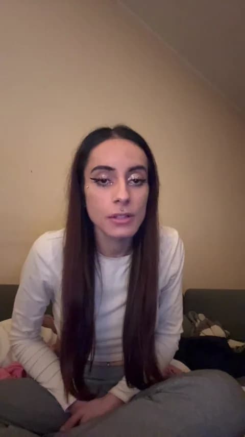 Stream chiara_mario Live - 37 min | Mar 8, 2026 21:38