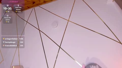 Stream holly__milk Live - 45 min | Jan 16, 2026 03:50