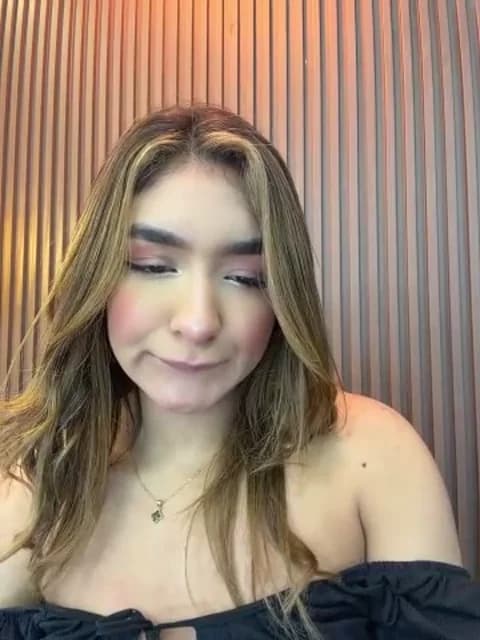 Stream jenn_fit Live - 31 min | Apr 19, 2026 04:24