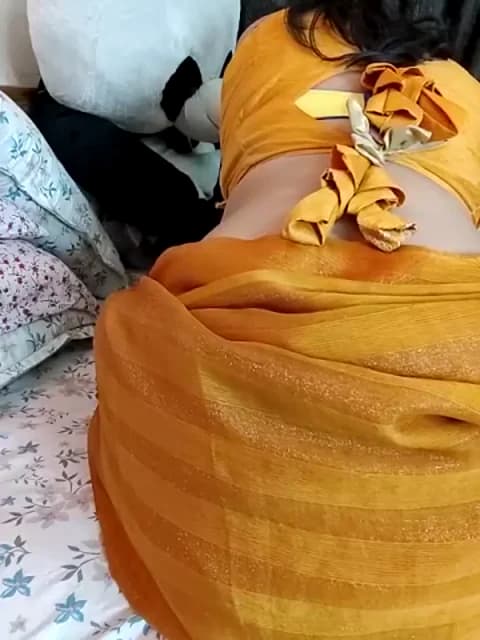 Stream kaamuk_shweta Live - 32 min | Jun 3, 2026 04:49