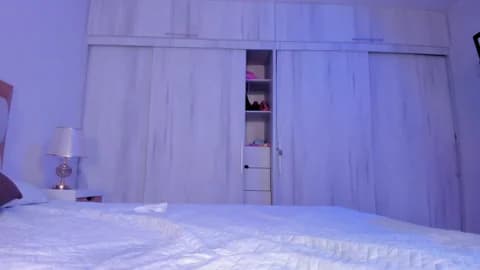 Stream mia_hank Live - 72 min | Apr 9, 2026 15:25