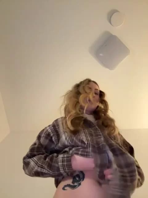 Stream soffy-and-boss Live - 94 min | Feb 21, 2026 22:17