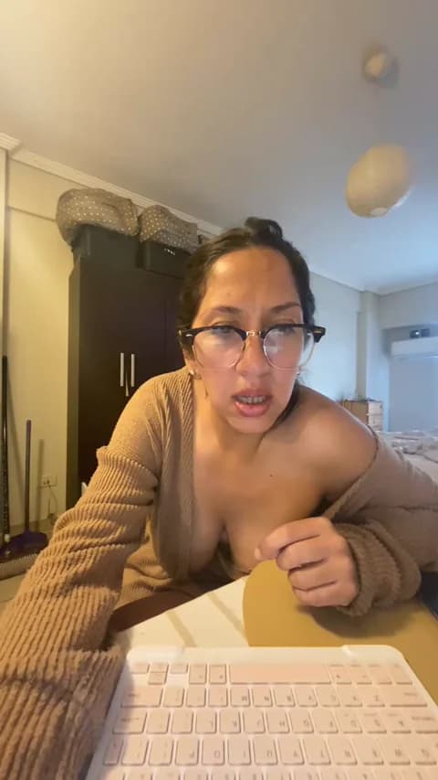 Stream yes37xxx Live - 40 min | Mar 22, 2026 12:09