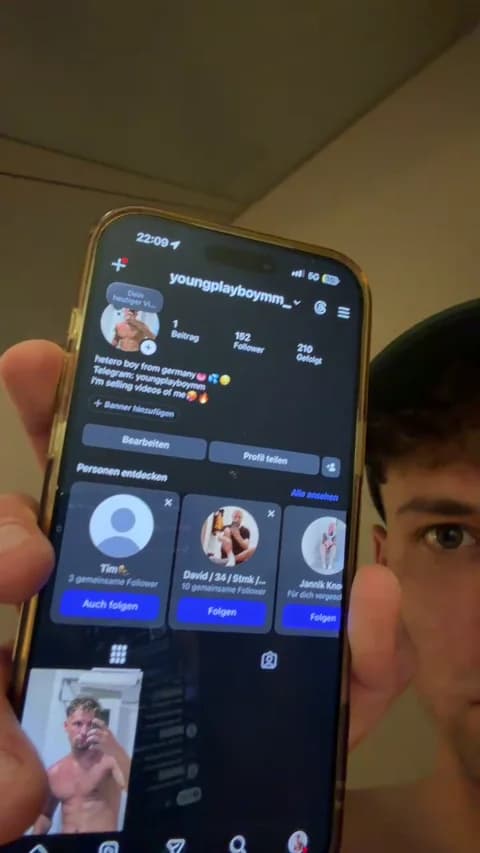 Stream youngplayboymm Live - 63 min | Apr 18, 2026 21:11